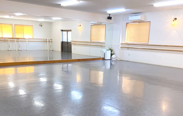 島根県のプリエールバレエスクール　スタジオ